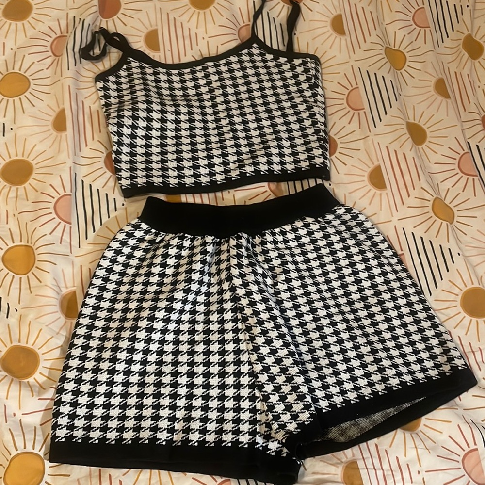Gingham black & white shorts set